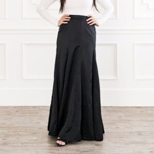 Shabby Apple Black Taffeta Maxi Ball Skirt Women’s Size 2 Formal Full Length